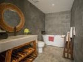 khach-san-the-signature-nha-trang-v11