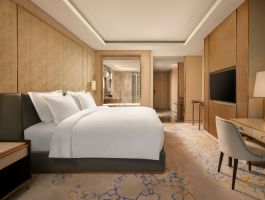 khach-san-vinpearl-landmark-81-autograph-collection-20