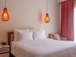 Khu Spring  Premium Deluxe hướng vườn (2)