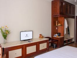 Khu Spring  Premium Deluxe hướng vườn (5)