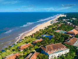 Voucher Lapochine Beach Resort Huế