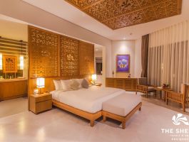 Luxury Villa Pool Side