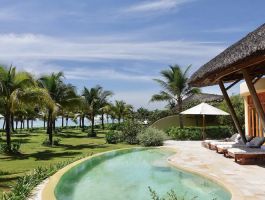 Beach Front 4BR Pool Villa3