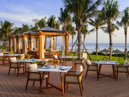 Voucher Movenpick Cam Ranh Resort Nha Trang