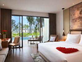 Superior with Pool Access