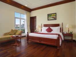 Premier Suite Ocean 1