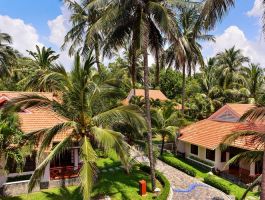 Phu Hai Beach Resort & Spa 