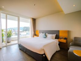 PQ-Suite-Bedroom-City-View-1-2MB