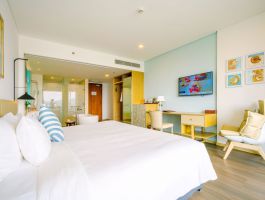 Premium-City-View-King-Bed-1-2MB