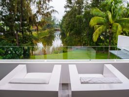 Premium Riverfront Pool Residence (8)