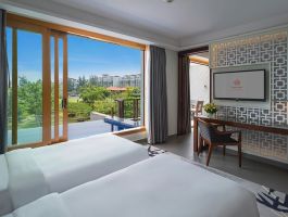 Seaview Junior Pool Suite (9)