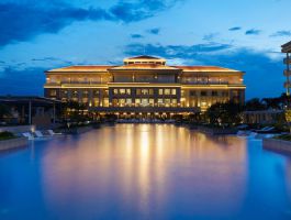 Voucher Sheraton Grand Đà Nẵng Resort