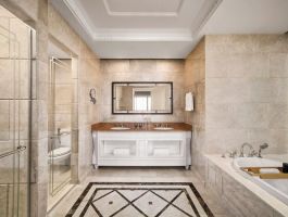 Senior Suite Garden View2