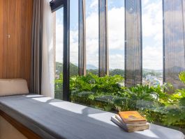 Signture Suite 8