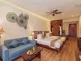 Deluxe Pool & River View