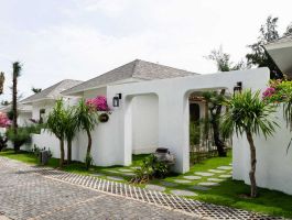 1BR Villa Garden View