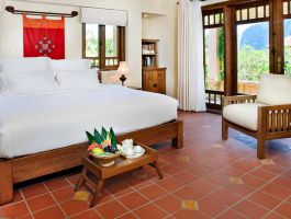 Superior - Khách Việt