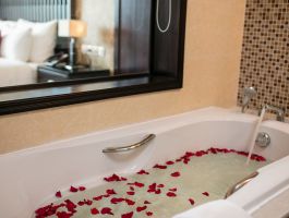 Swiss Bel Dalat - Suite King one bedroom 7