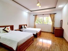 Standard Triple - Khu Building