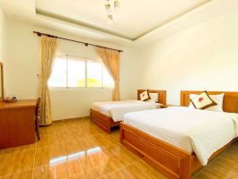 Standard - Khu Building