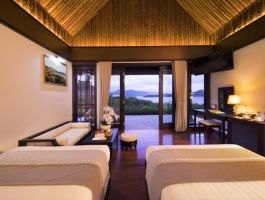 Tropical Deluxe Sea View