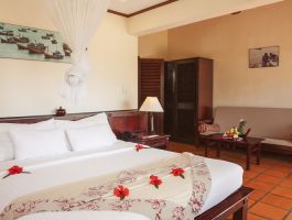 Garden View Bungalow1