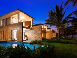 4BR Villa Garden View