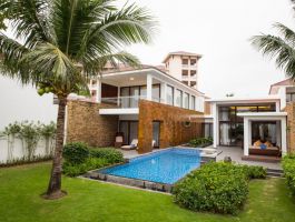 4BR Villa Ocean View1