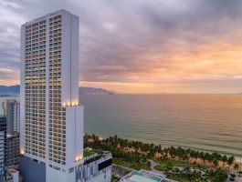 Voucher Vinpearl Condotel Beachfront Nha Trang