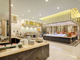 Voucher Vinpearl Condotel Beachfront Nha Trang