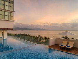 Voucher Vinpearl Condotel Beachfront Nha Trang