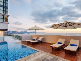 Voucher Vinpearl Condotel Beachfront Nha Trang