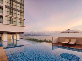 Voucher Vinpearl Condotel Beachfront Nha Trang