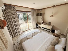 z6619445430322_6122d859010637de7ec900cd268b5cbe