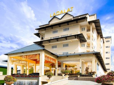 Review Khách sạn Ladalat 5* - đầy đủ nhất chỉ có tại Aha Voucher