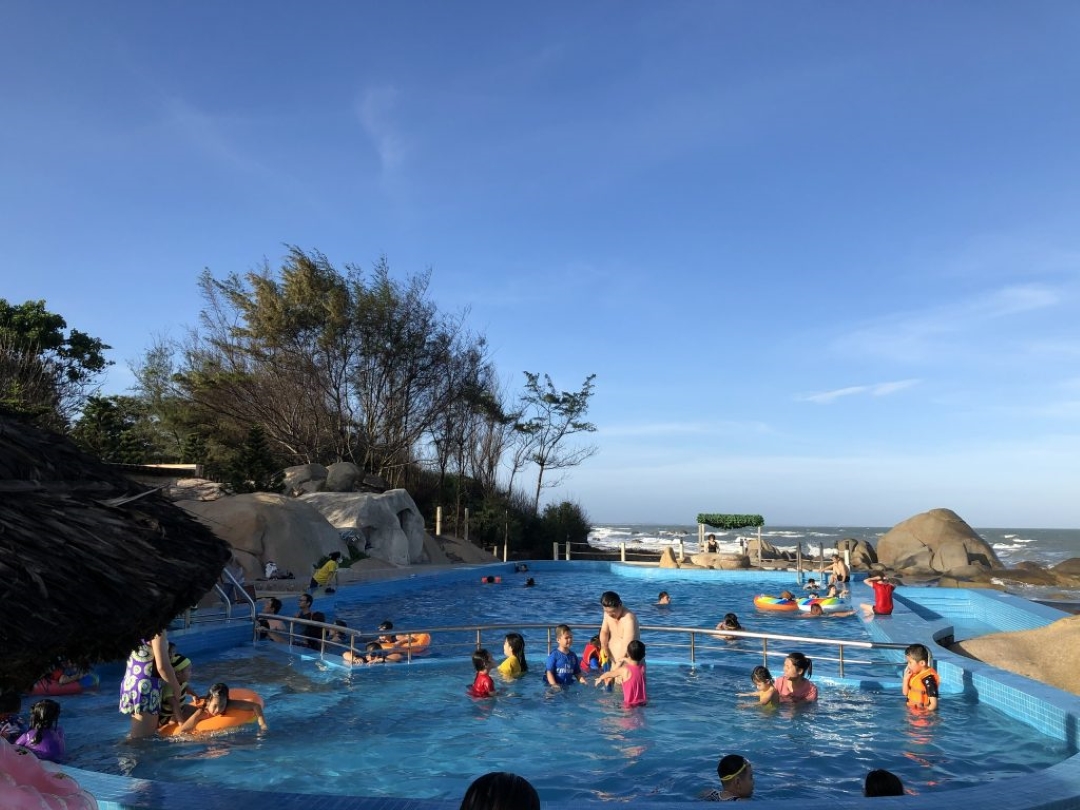 8 Resort Vũng Tàu giá rẻ >300K ngủ thật đã, bơi thả ga 4