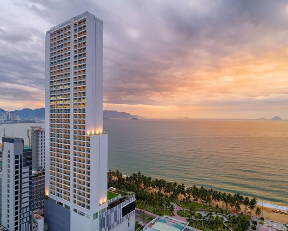 Voucher Vinpearl Condotel Beachfront Nha Trang