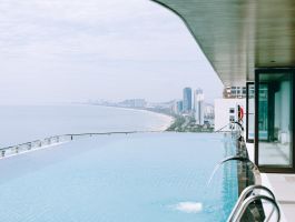 Cần bán voucher Khách sạn Radisson Hotel Đà nẵng