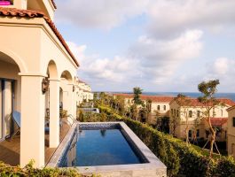 Cần bán voucher resort Centara Mirage Mũi Né