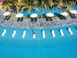 Cần bán voucher Resort Movenpick Wavely Phú Quốc
